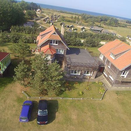 Viesu Nams Un Kempings Papes Cakstes Екстер'єр фото